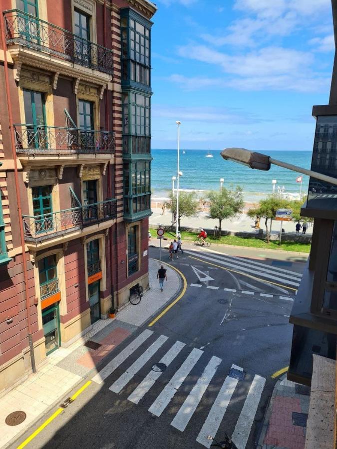122A - Emblematica Vivienda En Playa San Lorenzo Gijon Exterior photo
